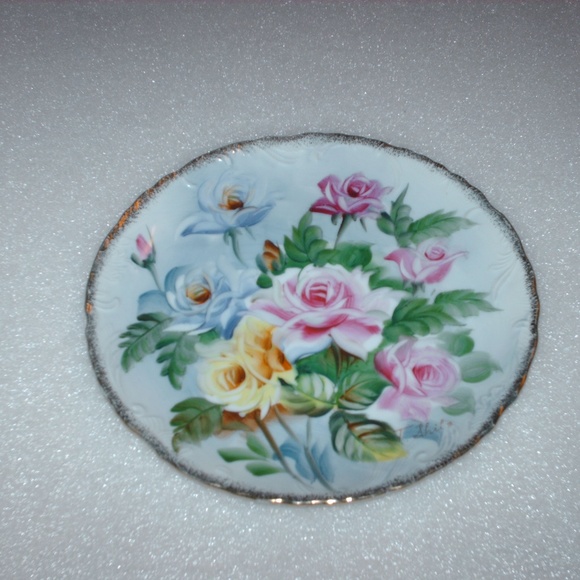 Accents | Vintage Handpainted Goldrimmed Plate Of Roses | Poshmark